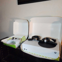 Xbox Series S (NEW)