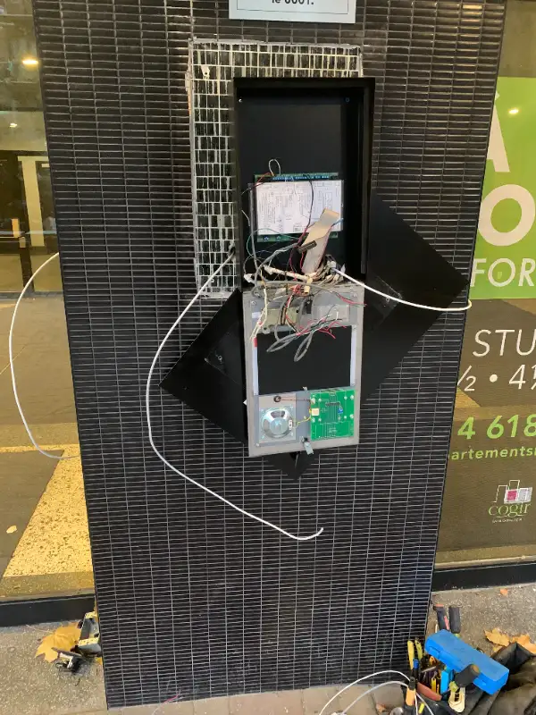 Câblage Réseau pour Caméras, Téléphonie Ip ,Contrôle Accès in Security Systems in City of Montréal - Image 5
