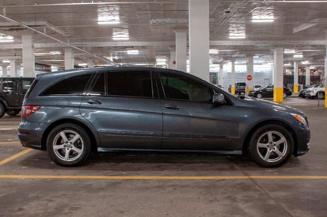 2012 Mercedes-Benz R-Class R350 BlueTEC 4MATIC in Cars & Trucks in City of Toronto - Image 3