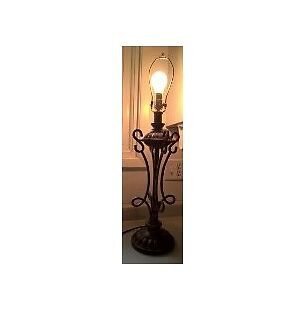 Rustic Wrought Iron Lamp in Arts & Collectibles in Oshawa / Durham Region - Image 3