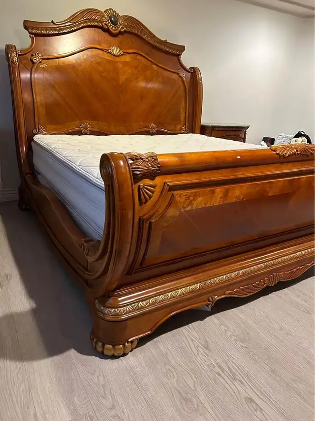 REDUCED Queen Micheal Amini Sleigh Bedroom Suite in Beds & Mattresses in Campbell River - Image 3