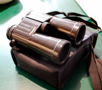 Bushnell Banner - Waterproof Professional Binoculars 8X42