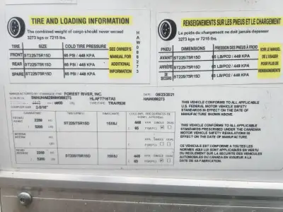 18 foot enclosed trailer like new