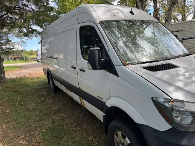  Mercedes sprinter van extended 578761835047833601