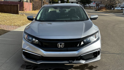 Silver 2019 honda civic sedan with only 56530 km 