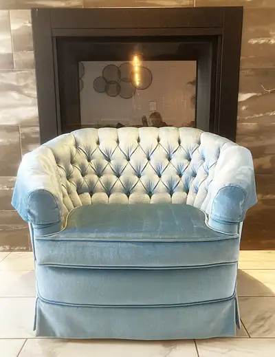 Tufted Mid-Century Modern (MCM) Powder Blue Velvet Accent Chair, View more