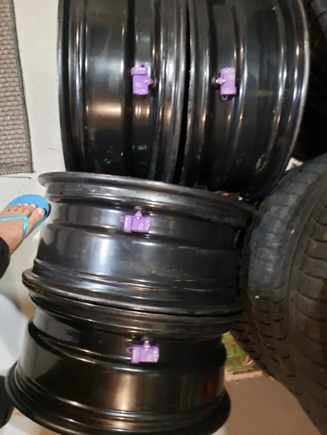 17 inch Rims set with MAX TPMS in Tires & Rims in Oshawa / Durham Region - Image 3