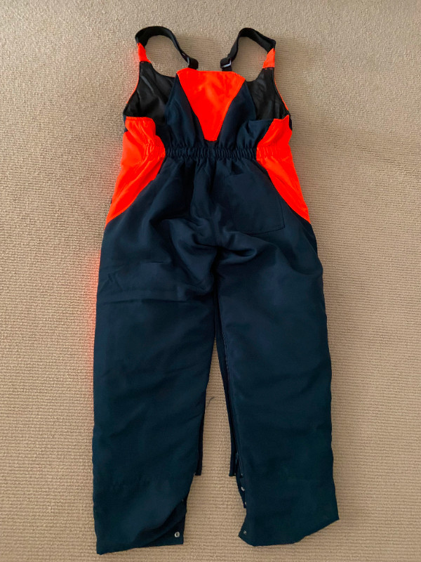 Bodyguard Arctic Snowsuit (Pants, Coat, Boots) in Men's in Cambridge - Image 3