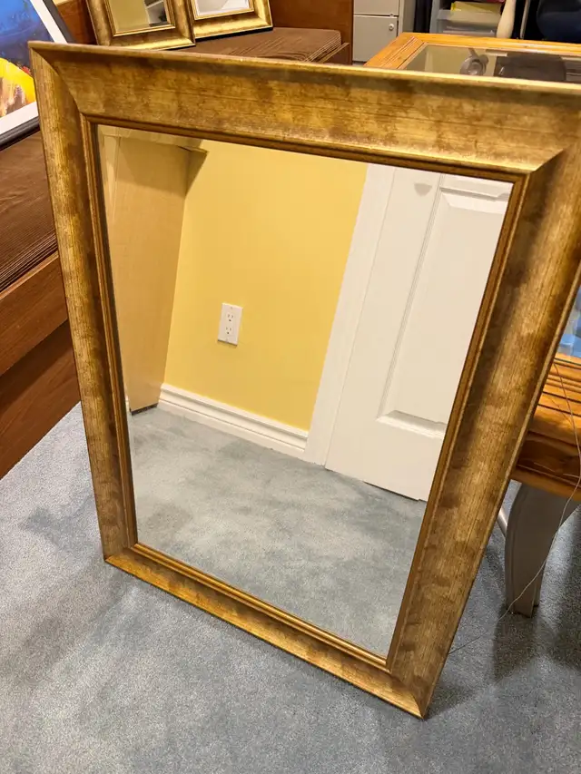 Set of Mirrors