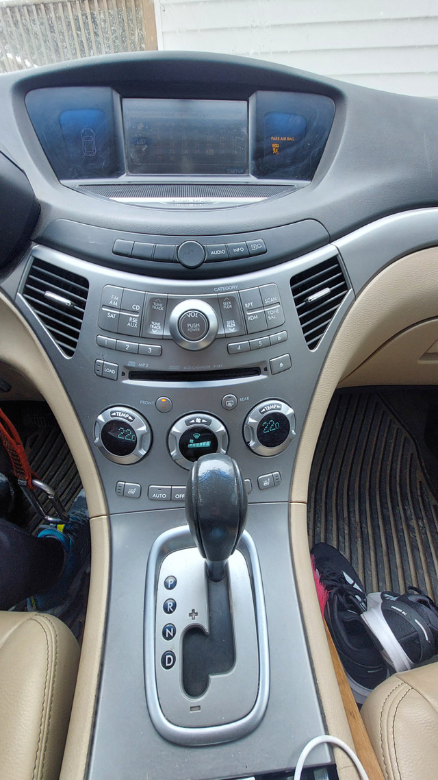 2010 subaru tribeca in Cars & Trucks in Red Deer - Image 2