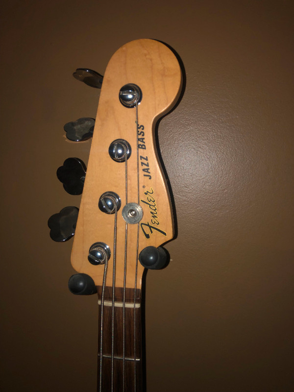 Fender American Special Jazz Bass in Guitars in Calgary - Image 3