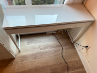 Bureau, ultrabrillant blanc BESTÅ BURS de Ikea
