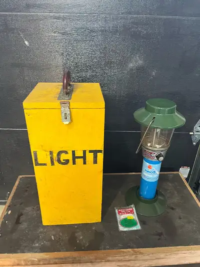 Vintage Coleman Propane Lantern and Storage Box. Model No. 990. Has been in storage and has not been...
