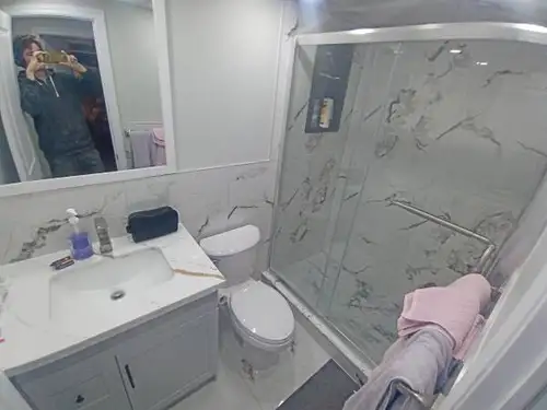 We are offering a recently renovated luxurious basement room in our apartment. large enough to comfo...