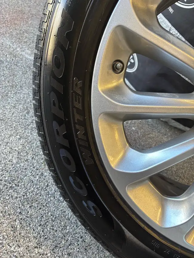 4 new Pirelli Scorpion Winter tires on Range Rover OEM Rims. in Tires & Rims in Calgary - Image 6