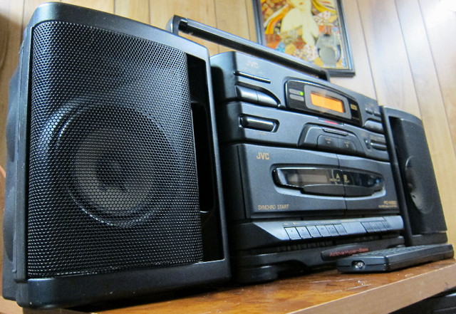 JVC PC-X130 RADIO CD TAPE BOOMBOX 1994 TOP MODEL! SERVICED in Stereo Systems & Home Theatre in Ottawa - Image 3