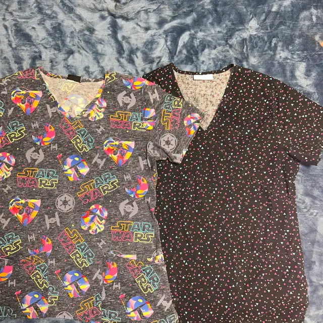 Scrub Tops  in Other in Calgary - Image 3