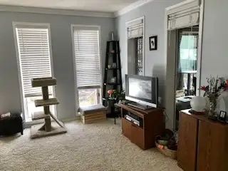 BEAUTIFUL 3 BEDROOM 2 BATH 2 YARDS WITH LARGE GARAGE BY RIVER in Long Term Rentals in Saskatoon - Image 9