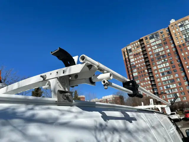 Aluminum Van Ladder Rack to fit GMC Savana in ATV Parts, Trailers & Accessories in City of Toronto - Image 9