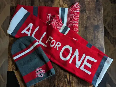Toronto FC Supporter Scarf and Toque, View more