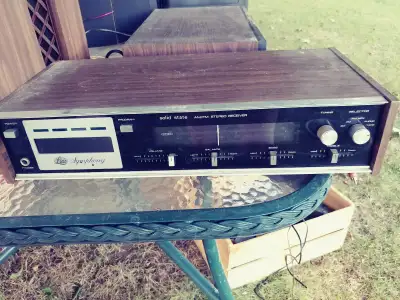 Lide Symphony solid state AM/FM stereo receiver, View more