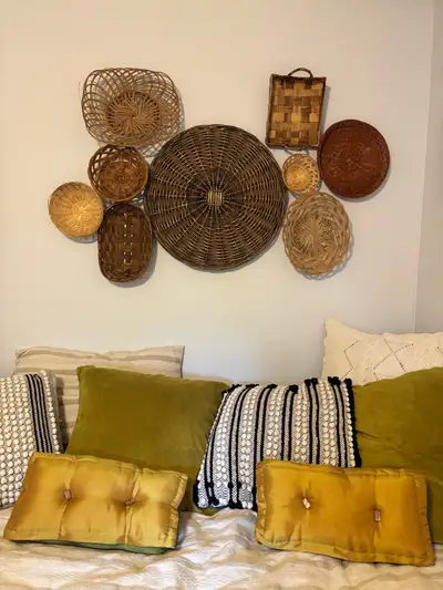 Pick up Sherwood Park This was great decor for a bed with no headboard but you can do the same and m...
