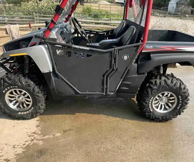 Good tires Winch Front and rear window Roof Half doors 5626 km All in good condition
