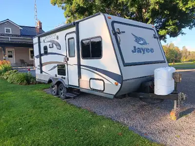 2015 Jayco Feather Ultra Lite for sale. We only had it for a couple years and only selling because w...