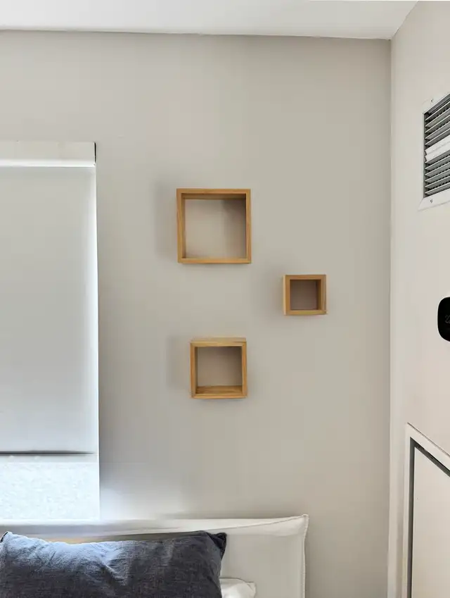 Set of 3 Floating Box Shelves in Home Décor & Accents in City of Toronto - Image 5