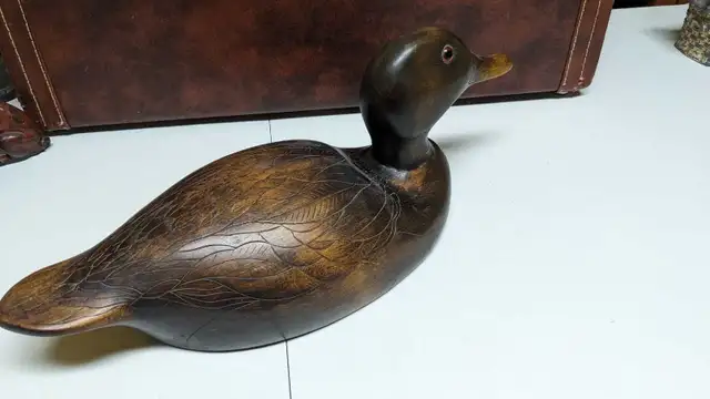 Wooden Duck Decoy in Arts & Collectibles in Oakville / Halton Region - Image 8