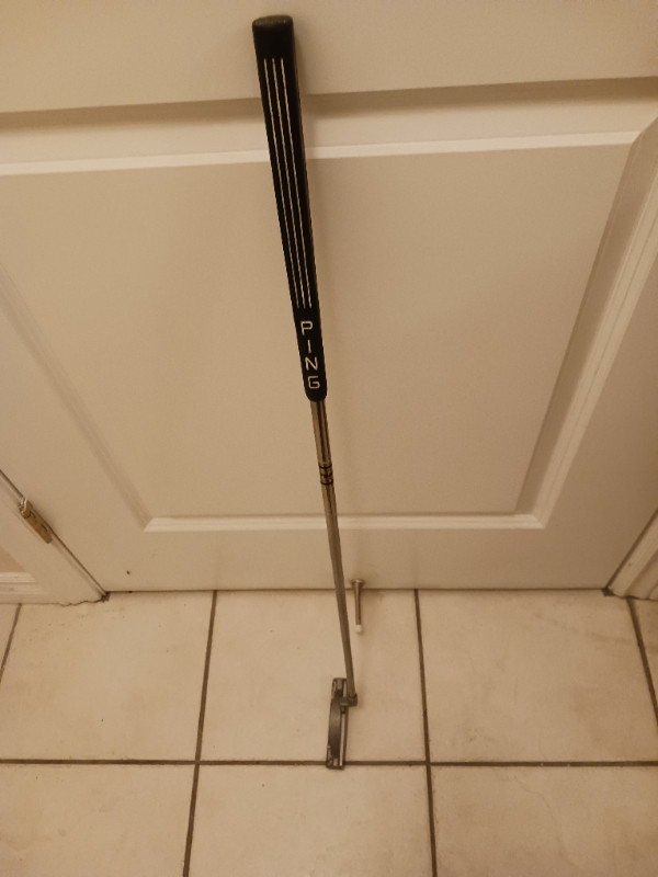 Ping Zing 5 Putter. RH.  Excellent condition. in Golf in City of Halifax