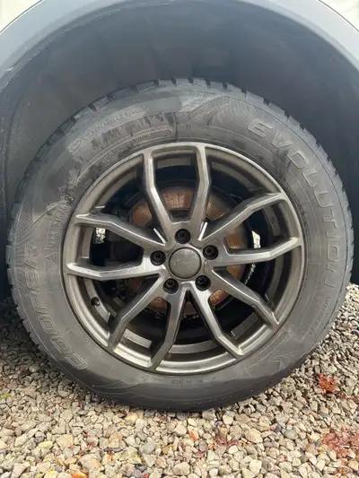Set of 4 Winter Tires & Rims – 5x112 Fits 2020 Volkswagen Tiguan $950 OBO Set of 4 winter tires moun...