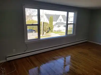 2 Bedroom Trenton $1425+++ Near Water/Downtown