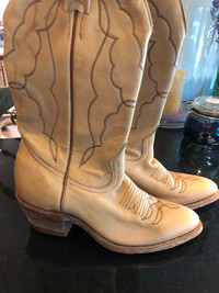 Womans Leather Cowboy boots size 7