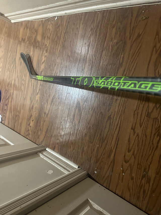 TOVI Sabotage BRAND NEW Sr Hockey Stick  in Hockey in Mississauga / Peel Region - Image 2