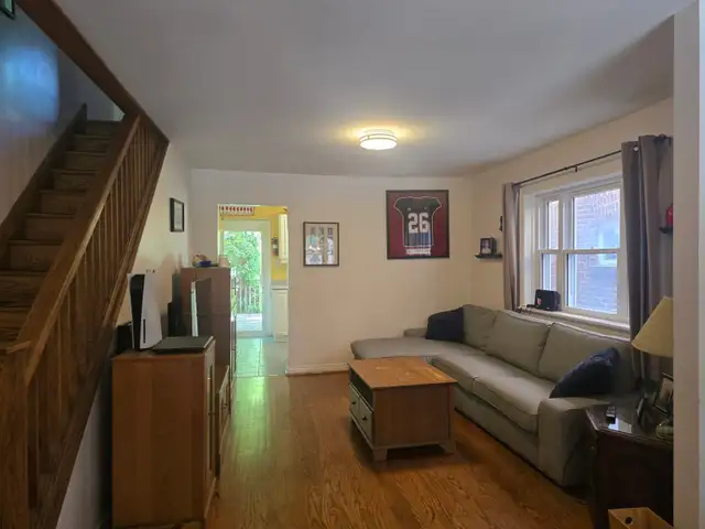 Private Furnished Room & Bath – Quiet Bayview/Eglinton Home in Room Rentals & Roommates in City of Toronto - Image 7