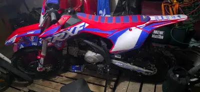 New 4h d'utilisation and there is no repport for that bike its a motocross