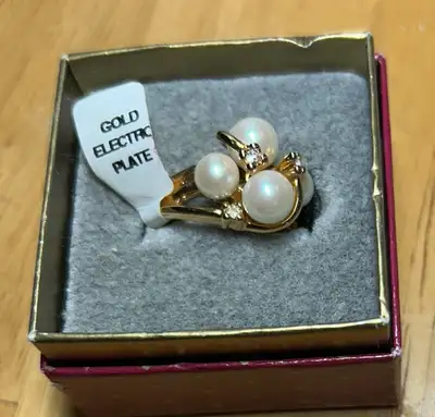 PEARL cluster RING  ZIRCONIA DIAMONDS, View more