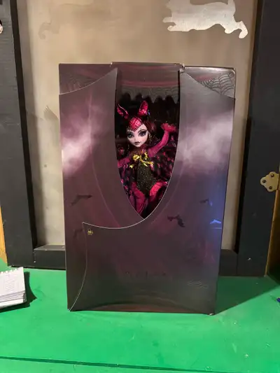 monster high Draculaura freak du chic doll new, View more