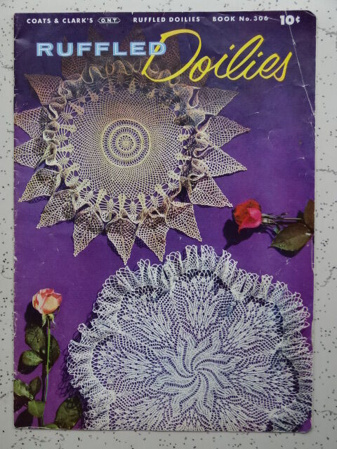 Antique Doilies pattern book in Hobbies & Crafts in Winnipeg
