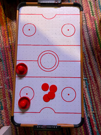 Mini air hockey game