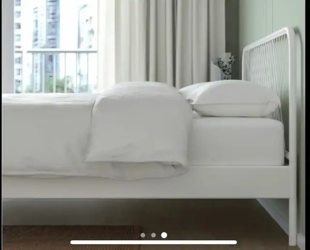 Lit Queen IKEA NESTTUN blanc avec lattes / White Queen IKEA NEST in Beds & Mattresses in Laval / North Shore - Image 4