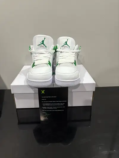 Jordan 4 metallic green, View more