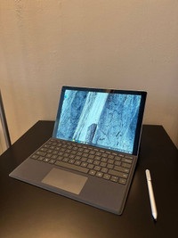 Microsoft   Surface Pro 5-i5 7th  Gen/8GB/256GB - Keyboard+Pen!