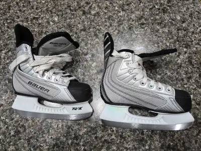 Bauer 22 kids size 1 skates, View more