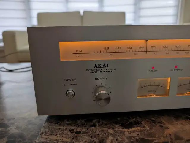 Akai AT-2400 Tuner in Stereo Systems & Home Theatre in Mississauga / Peel Region - Image 4