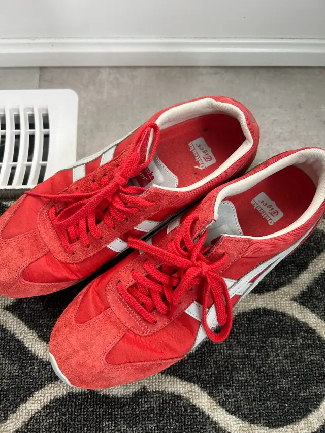 Onitsuka Tiger Unisex California 78Ex Shoes Size US6.5 Not ASICS in Women's - Shoes in Mississauga / Peel Region - Image 4