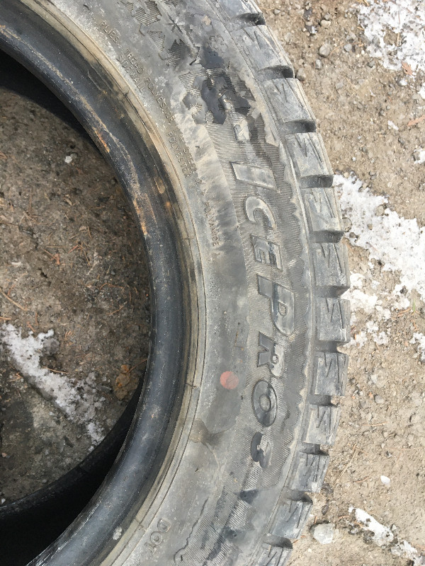 1 pneu d'hiver 195/65R15 in Tires & Rims in Laval / North Shore - Image 4