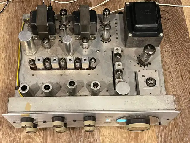 EICO 2536 tube stereo receiver, wonderful in Stereo Systems & Home Theatre in Kingston - Image 3