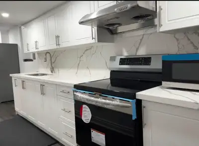 2 bedroom + 1 bathroom basement available in south of Milton (Thompson/ Logan Dr) Legal separate ent...